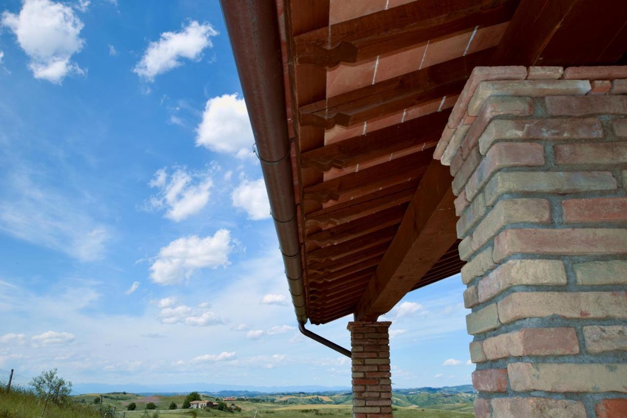 I Tre Casali Apartment Volterra Bagian luar foto