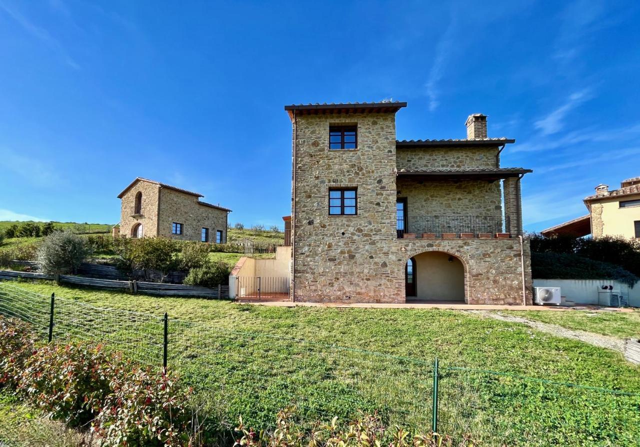 I Tre Casali Apartment Volterra Bagian luar foto